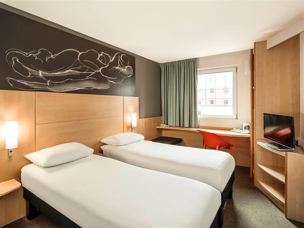 Отель Ibis Centre - Sauchiehall St